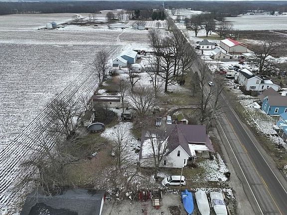 3rd image of 7072 E Us Highway 36