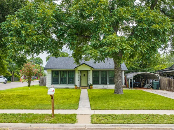 348 MULBERRY ST, Uvalde, TX 78801