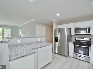 9002 Anna Dr, Clinton, MD