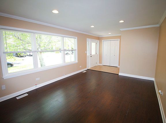4th image of 2020 Osage Ln