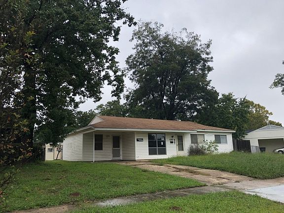 3rd image of 3229 Gay Blvd