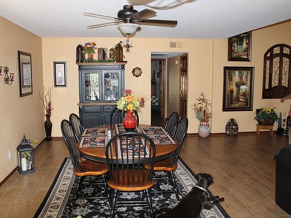 4th image of 9758 W Rockwood Dr