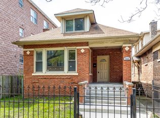 7604 S Yates Blvd, Chicago, IL 60649