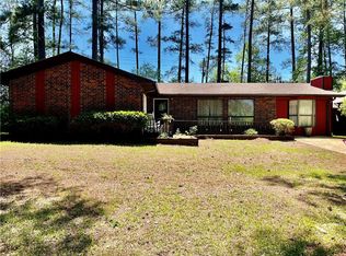 210 Mosby Dr, Pineville, LA 71360