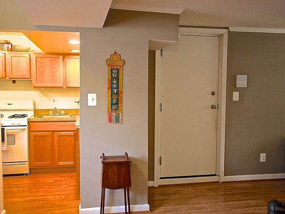 2nd image of 1603 Belle View Blvd APT J1