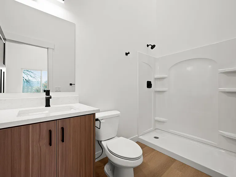 218 W Paxton Ave #5 — Photo 18