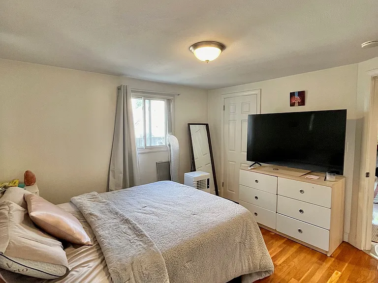 20 Trescott St #1 — Photo 8