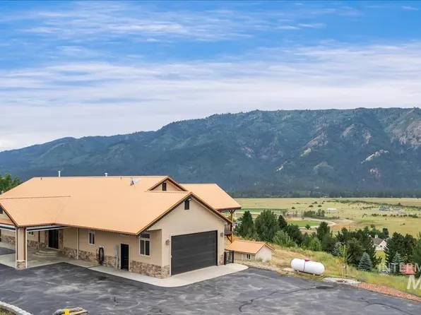 29 Valley Vista Dr, Garden Valley, ID 83622