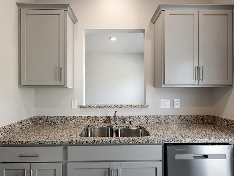 423 David Hill Dr — Photo 5