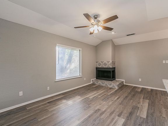 2nd image of 3319 W 5th St APT C