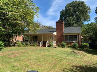 1313 Granville St, Burlington, NC 27215