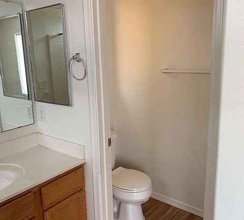 5th image of 5918 S 16th Dr