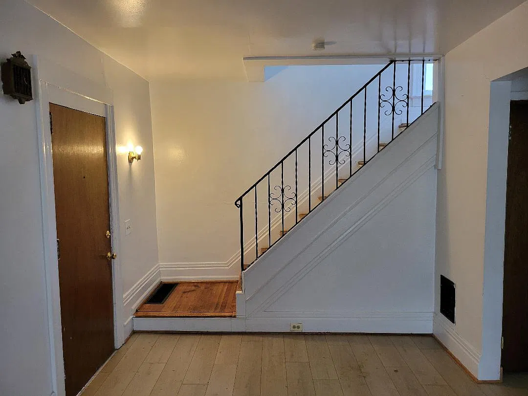 3 bed, 1.5 bath, 1324 sqft, $1,600 — Photo 3