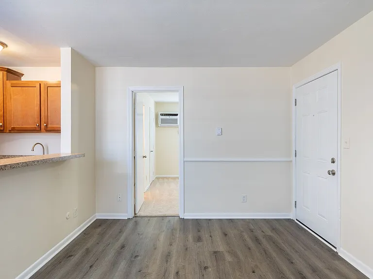 346 Fort Worth Ave — Photo 5