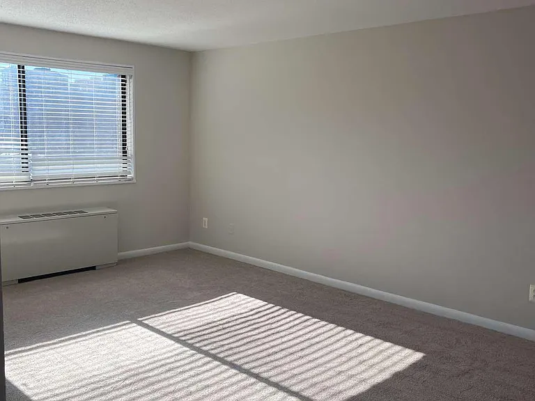 3515 Washington Blvd N #501 — Photo 5
