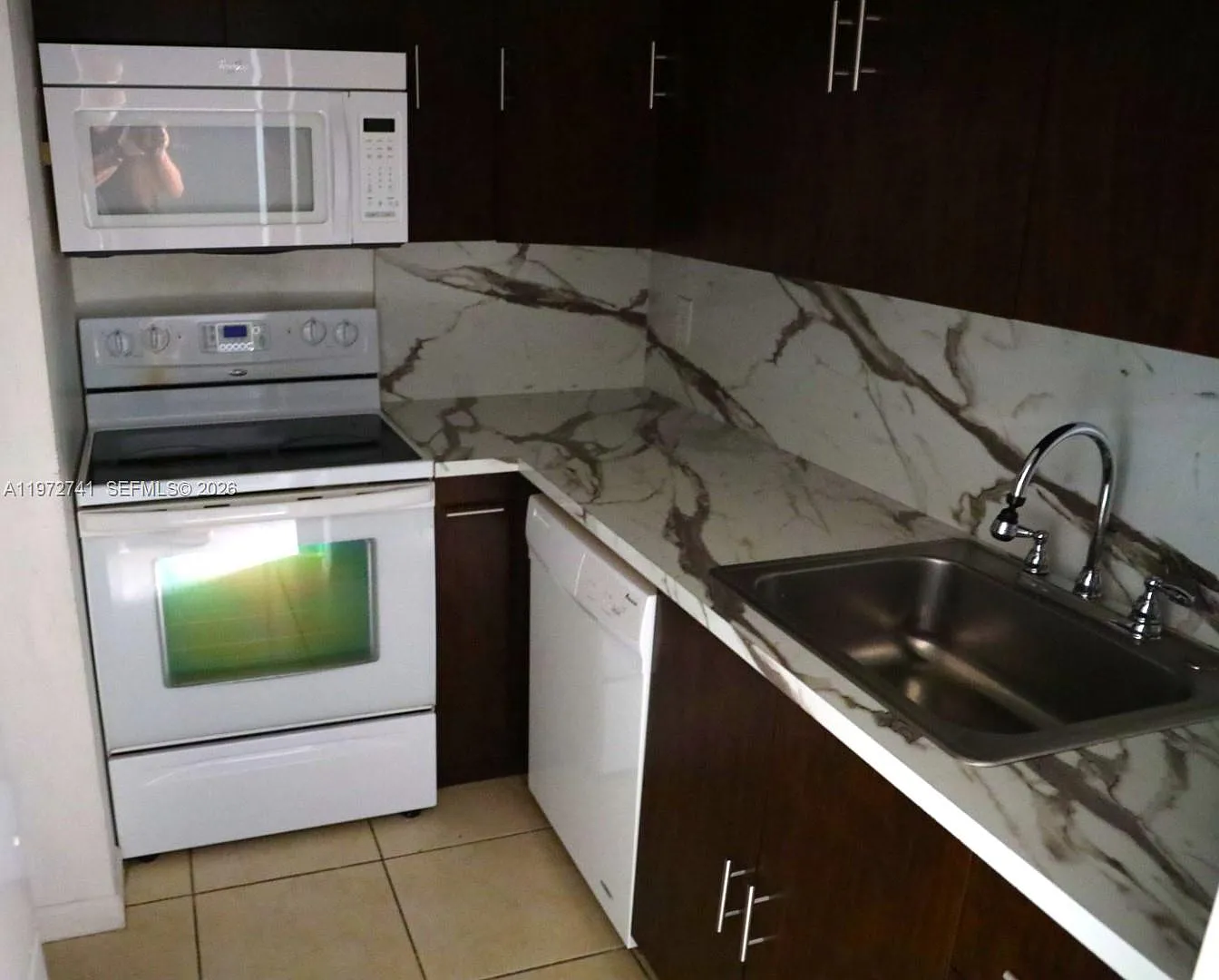 Heather Walk Condo — Photo 2