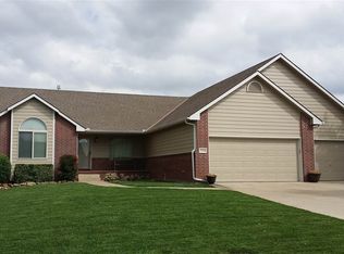 3414 N Valerie Cir, Wichita, KS 67205