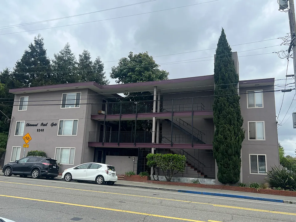 Claremont Park Apartments