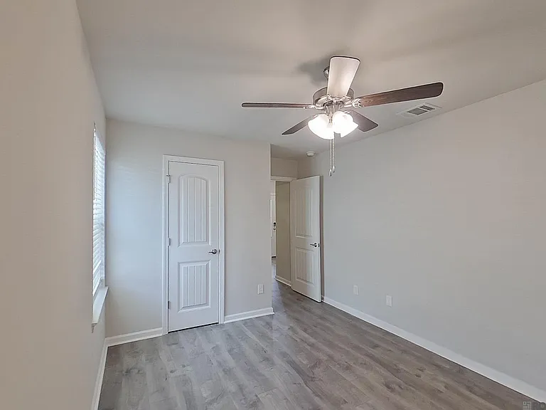 108 Santiago Ct — Photo 15