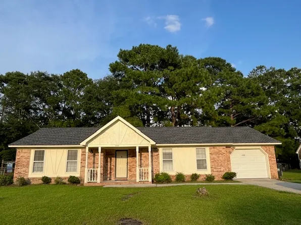 1222 Hampton Dr, Summerville, SC 29486