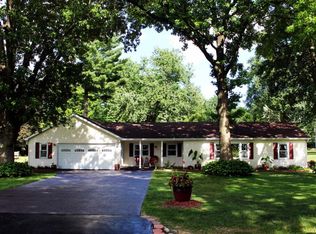 253 Circle Dr, Springfield, IL 62703