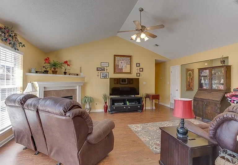 11553 Milton Ridge Cv — Photo 2
