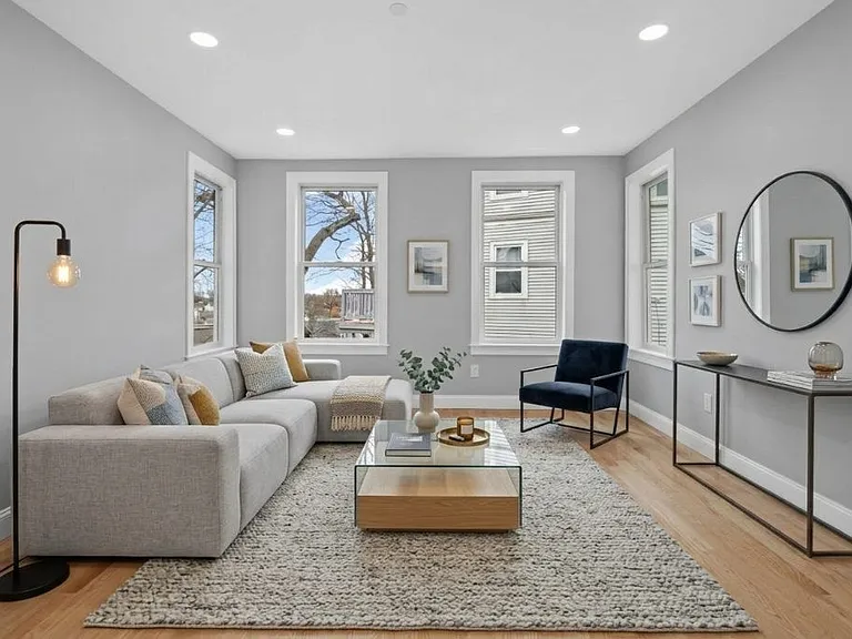 66 Stanley St #2 — Photo 2