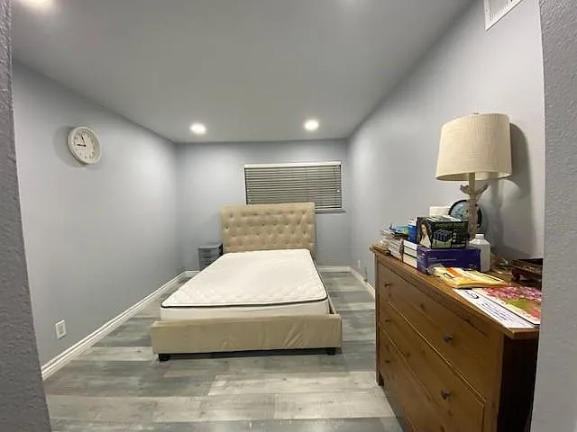 2910 Wellesley Ct — Photo 4