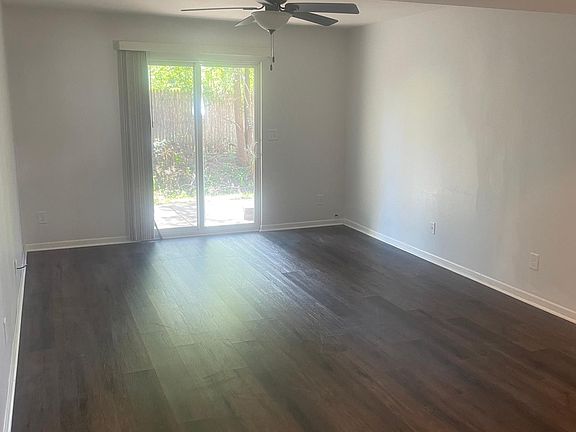 3rd image of 1031 Minns Dr #2