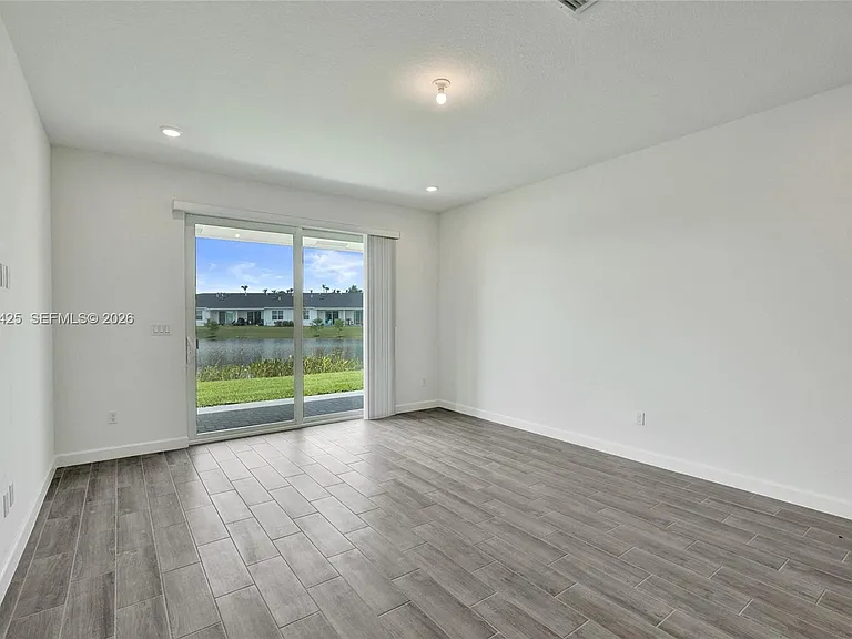 3777 Harborside Ave — Photo 11