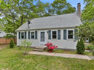 39 Hitching Post Ln, Centerville, MA 02632