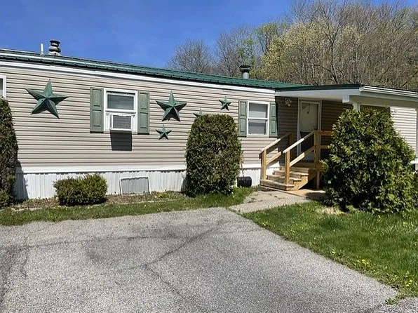 1101 Willow Dr, Clearfield, PA 16830