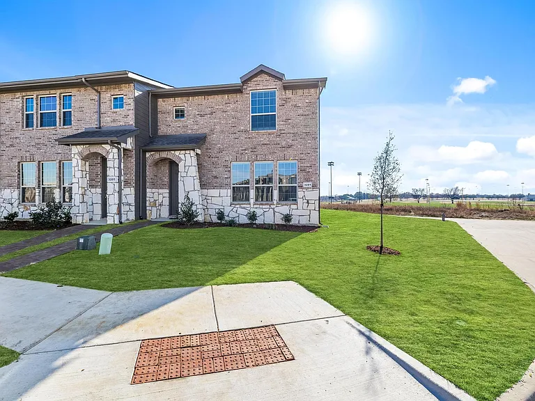 3201 Solana Cir — Photo 32
