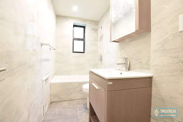 Rented by null | media 62