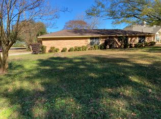 1607 Eden Dr, Longview, TX 75605