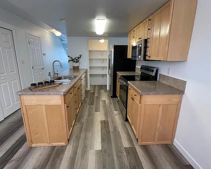 254 Beacon Ct #5 — Photo 6
