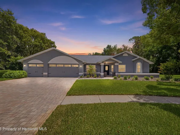 322 Hollow Oak Ct, Spring Hill, FL 34609
