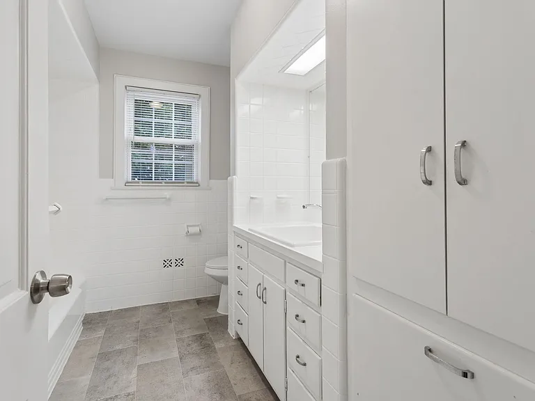 127 Bell Ave — Photo 11