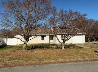 536 Berrypick Ln, Virginia Beach, VA 23462