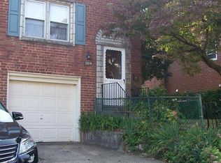 2814 Woodbridge Rd, Philadelphia, PA 19114