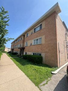4105 W Cullom Ave APT 2B, Chicago, IL, 60641