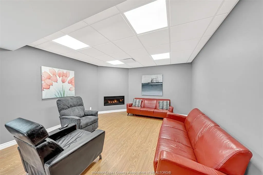 2 bed, $1,500 — Photo 2
