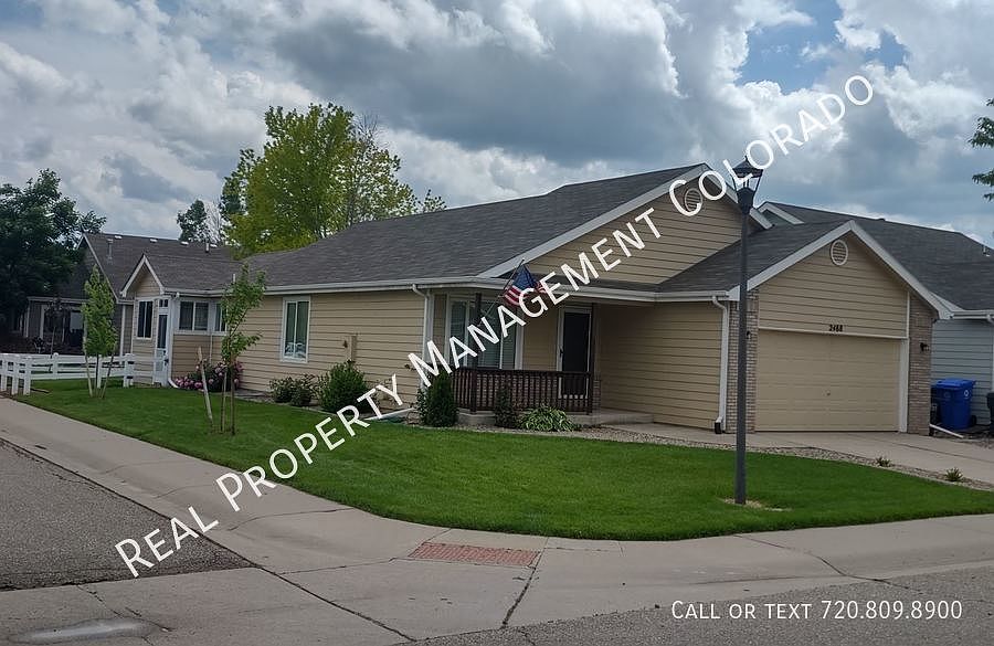 1st image of 2488 Sapphire St