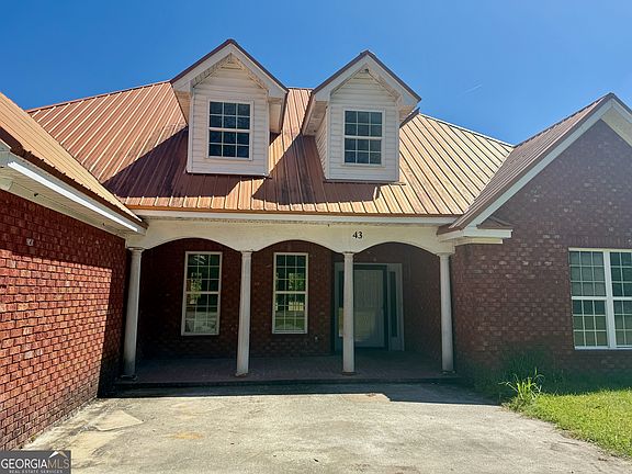 2nd image of 43 Razorback Rd