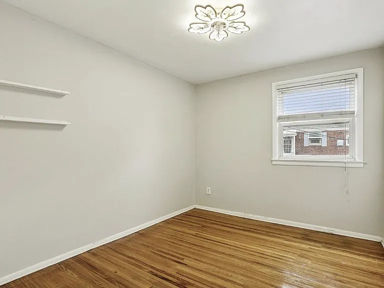 2678 Tremont St #1 — Photo 12