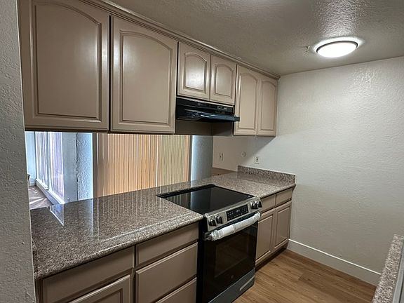 4th image of 9507 Cody Way