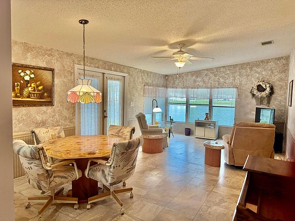 5th image of 1704 SW 35th Circle