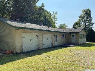 29 Leroy Ave, Craryville, NY 12521