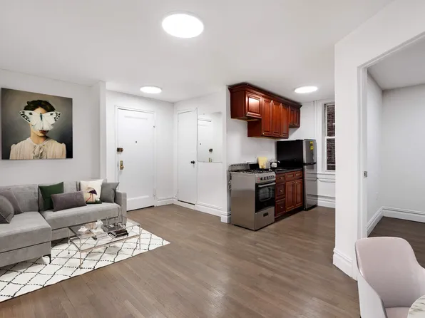 150 East 3rd Street image 1 of 6