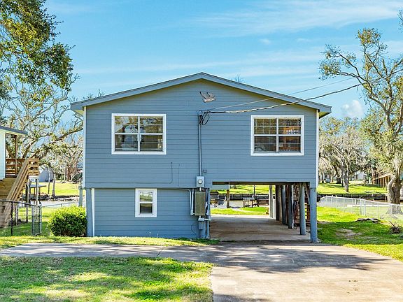 3rd image of 1331 Private Road 652